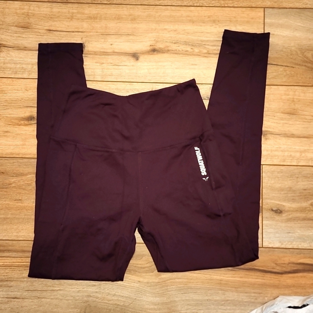 Squat wolf leggings